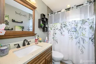 245 Florence Ave, Colonia, NJ 07067 - Photo 10