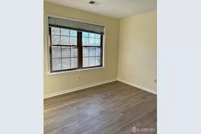 809 Woodhaven Drive, Edison, NJ 08817 - Photo 16