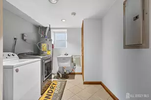4 Jeanette St, Carteret, NJ 07008 - Photo 22