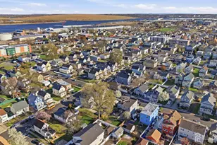 4 Jeanette St, Carteret, NJ 07008 - Photo 32