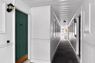 258 Kempsey Dr, North Brunswick Township, NJ 08902 - Photo 2