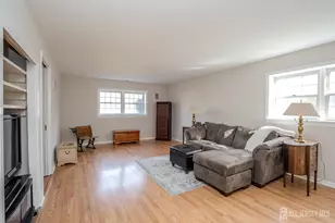 29 Hawthorne Ln, East Windsor Township, NJ 08520 - Photo 34