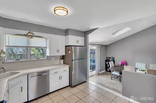 11 Glen Ave, Old Bridge Township, NJ 08857 - Photo 22