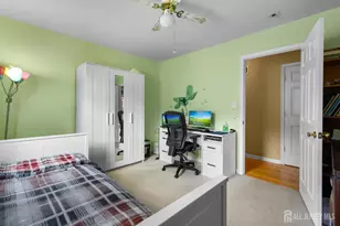 1740 Holly Rd, North Brunswick Township, NJ 08902 - Photo 20