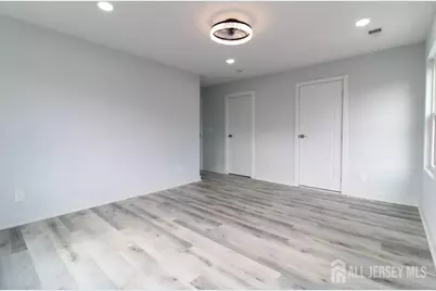 95 Kennedy Avenue, Aberdeen Township, NJ 07721 - Photo 32