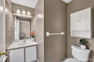 217 Prestwick Way, Edison, NJ 08820 - Photo 16