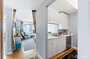 20 2nd St, Jersey City, NJ 07302 - Photo 8