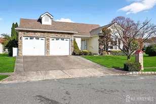 5 Cordoba Ct, Toms River Township, NJ 08757 - Photo 2