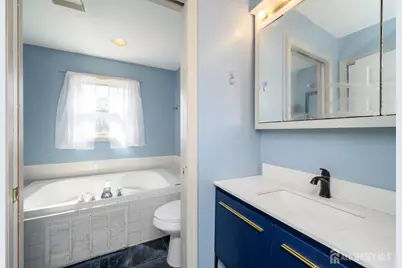 373 Fairview Avenue, Colonia, NJ 07067 - Photo 16