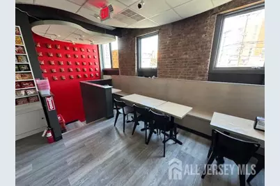 72 Easton Avenue, New Brunswick, NJ 08902 - Photo 4