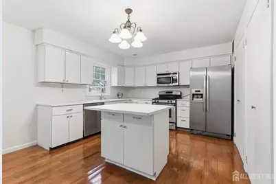 4807 Stonehedge Road, Edison, NJ 08820 - Photo 10