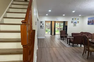 13 Albury Way, North Brunswick Township, NJ 08902 - Photo 2