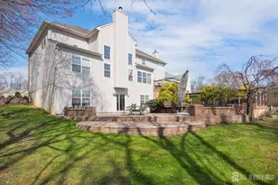 6 Lawrence Ct, Monroe Township, NJ 08831 - Photo 4