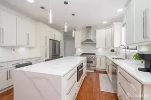 6 Lawrence Ct, Monroe Township, NJ 08831 - Photo 26