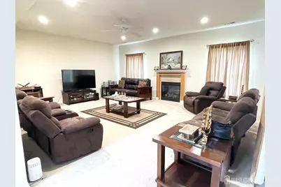 7 Beryl Court, South Brunswick Township, NJ 08824 - Photo 4