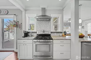 70 Oxford Rd, Colonia, NJ 07067 - Photo 12