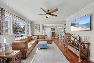 70 Oxford Rd, Colonia, NJ 07067 - Photo 6