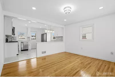 19 4th Street, Sayreville, NJ 08872 - Photo 4