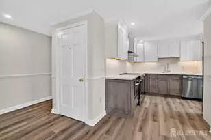 8 Sussex Way, Monroe Township, NJ 08831 - Photo 6