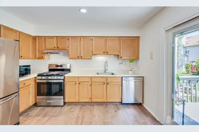 5 Heritage Square, Sayreville, NJ 08872 - Photo 16