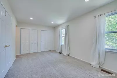 5 Heritage Square, Sayreville, NJ 08872 - Photo 24