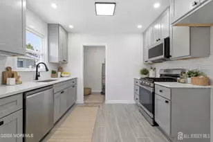 52 Pomona Blvd, Old Bridge Township, NJ 07735 - Photo 10