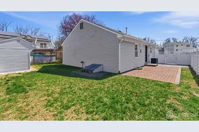 52 Pomona Boulevard, Old Bridge Township, NJ 07735 - Photo 32