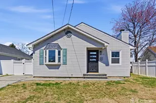 52 Pomona Blvd, Old Bridge Township, NJ 07735 - Photo 2