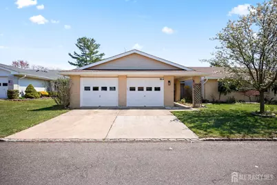701 Croydon Road #A, Monroe Township, NJ 08831 - Photo 4