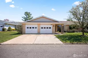 701 Croydon Rd, Monroe Township, NJ 08831 - Photo 4