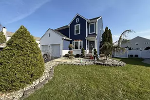 15 Sutton Pl, Helmetta, NJ 08828 - Photo 1