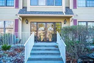 1109 Stoneridge Cir, Helmetta, NJ 08828 - Photo 4