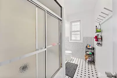 150 W 5th Avenue, Roselle, NJ 07202 - Photo 20