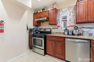 1377 Bryant St, Rahway, NJ 07065 - Photo 12