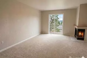 2308 Candlelight Ct, Helmetta, NJ 08828 - Photo 4