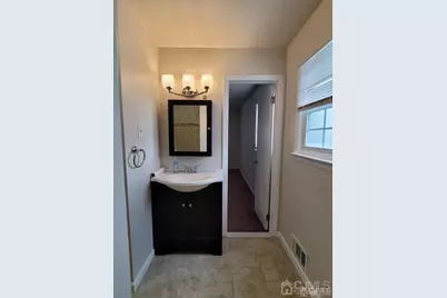 94 Garfield Avenue, Colonia, NJ 07067 - Photo 6