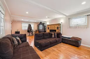 2 Dey Pl, Edison, NJ 08817 - Photo 10