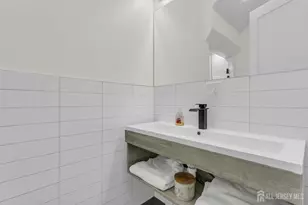 20 Van Nostrand Ave, Jersey City, NJ 07305 - Photo 14