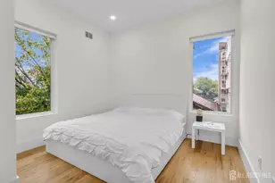 20 Van Nostrand Ave, Jersey City, NJ 07305 - Photo 10