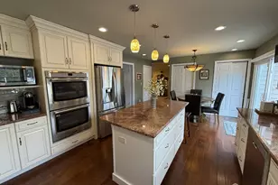 15 Delaware Dr, East Brunswick Township, NJ 08816 - Photo 12