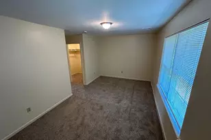 13 Hampton Rd, New Brunswick, NJ 08901 - Photo 8