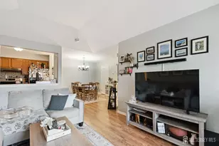 1634 Waterford Dr E, Edison, NJ 08820 - Photo 8