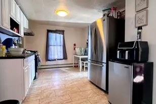 136 Broad St, Perth Amboy, NJ 08861 - Photo 4