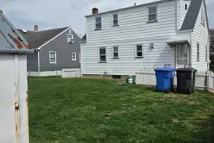 83 Daniel St, Port Reading, NJ 07064 - Photo 4