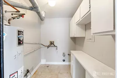 28 Boston Court, Newark, NJ 07103 - Photo 24