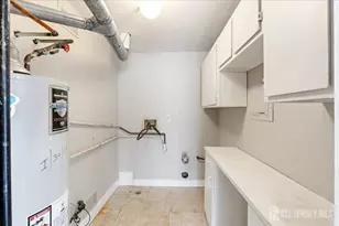 28 Boston Ct, Newark, NJ 07103 - Photo 24