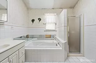 25 Evergreen St, Spotswood, NJ 08884 - Photo 18