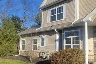 47 Abbey Rd, Tinton Falls, NJ 07753 - Photo 2