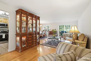 14 Linda Ct, Old Bridge Township, NJ 08879 - Photo 4