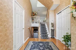 14 Linda Ct, Old Bridge Township, NJ 08879 - Photo 2